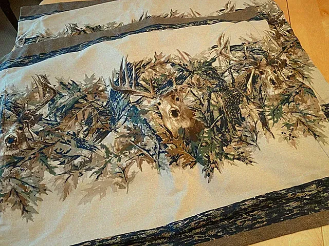 BASS PRO SHOP USA MADE PILLOW SHAMS DEER CAMOUFLAGE 24" X 30"
