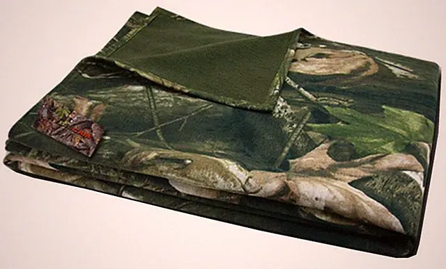 Rapid Dominance HYBRiCAM Camo Reversible Fleece Blanket 60x70 Camouflage Hunting